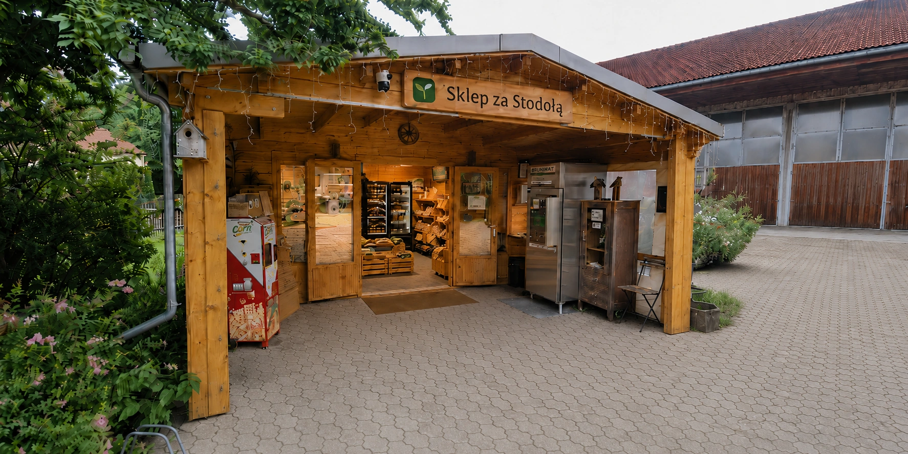 Pawilon sklepu gospodarczego — Sklep za Stodołą